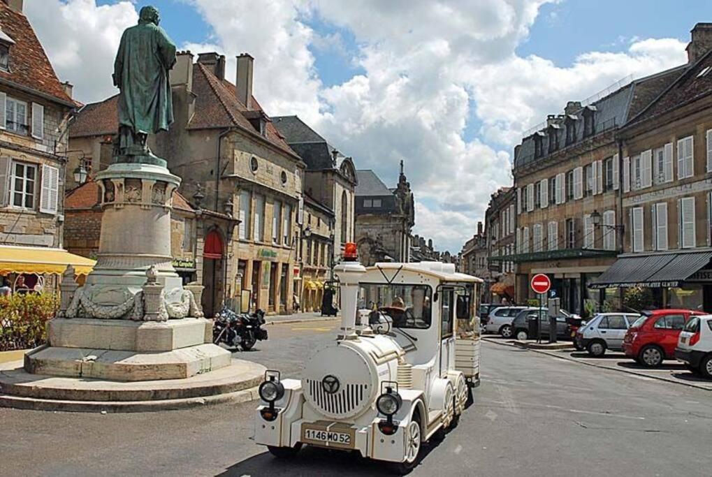 Appartement Proche Des Remparts Лангр Екстер'єр фото